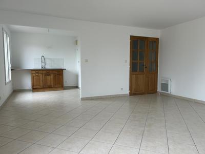 Appartement - 80 m² - 4 pièces