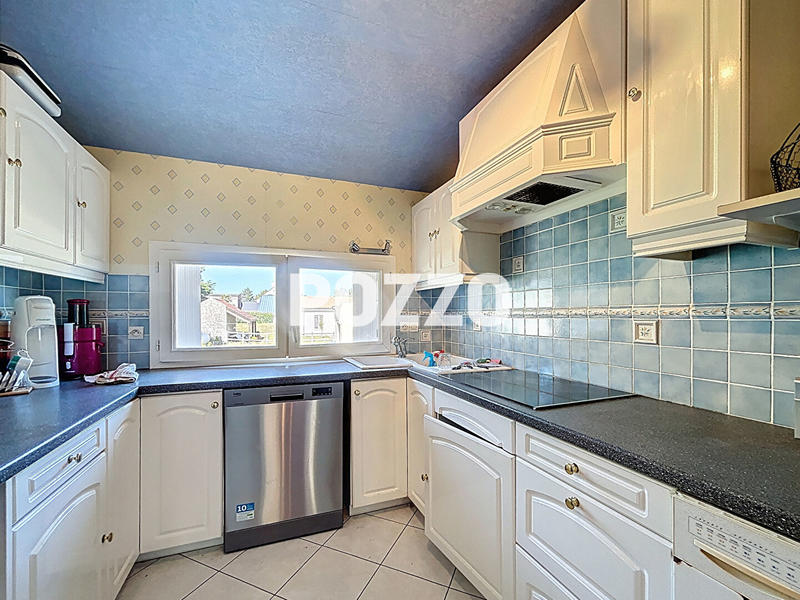 Maison - 96 m² - 6 pièces