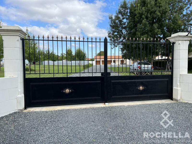 Maison - 102 m² - 4 pièces