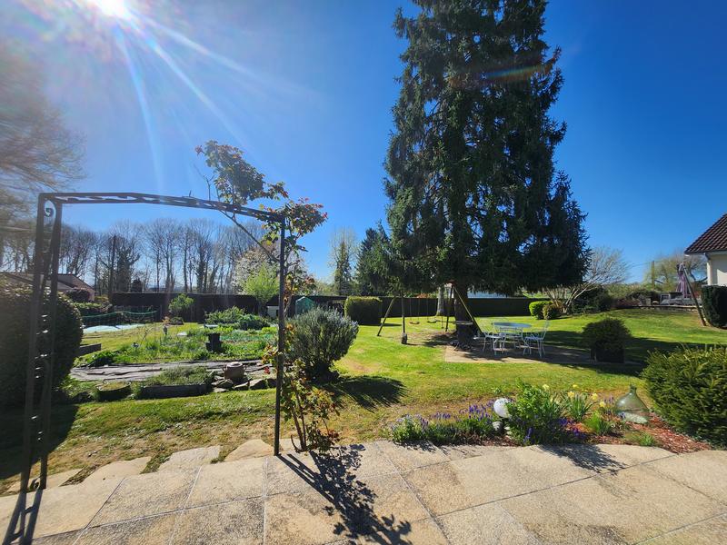 Maison - 175 m² - 9 pièces