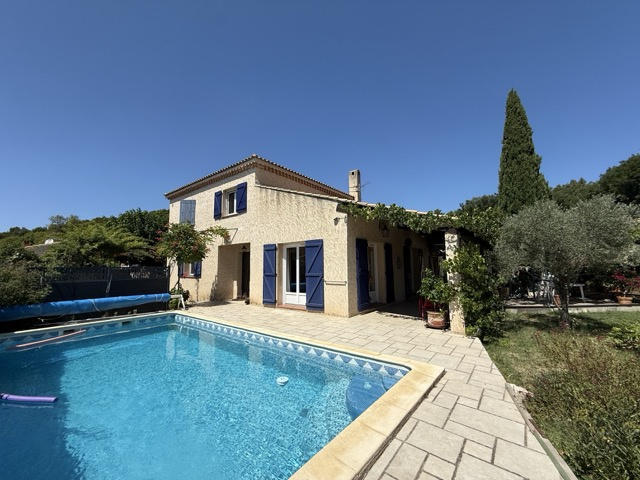 Maison - 152 m² - 6 pièces