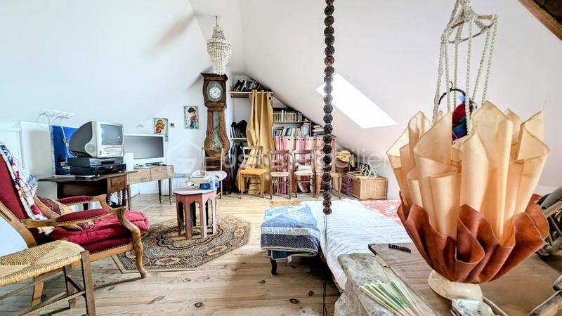 Maison en pierre - 140 m² - 6 pièces