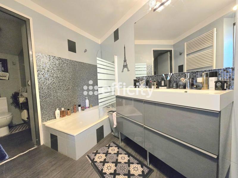 Maison - 135 m² - 5 pièces