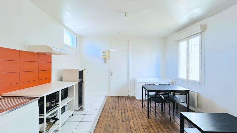 Immeuble - 91 m² - 6 pièces