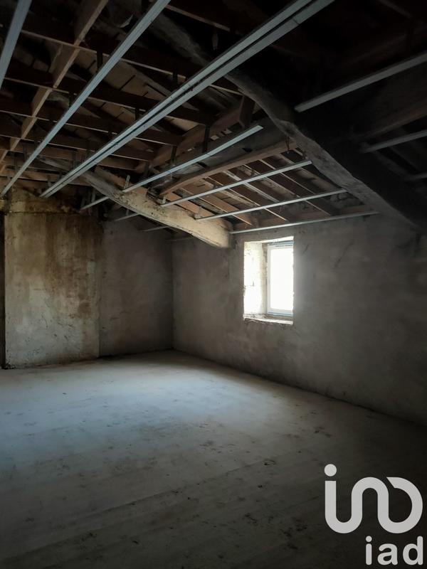 Maison - 180 m² - 8 pièces