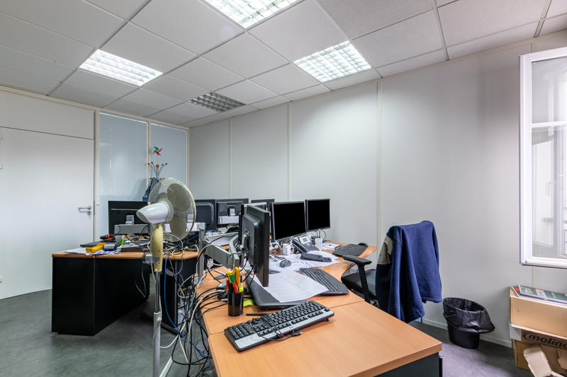 Bureau - 498 m² - 8 pièces
