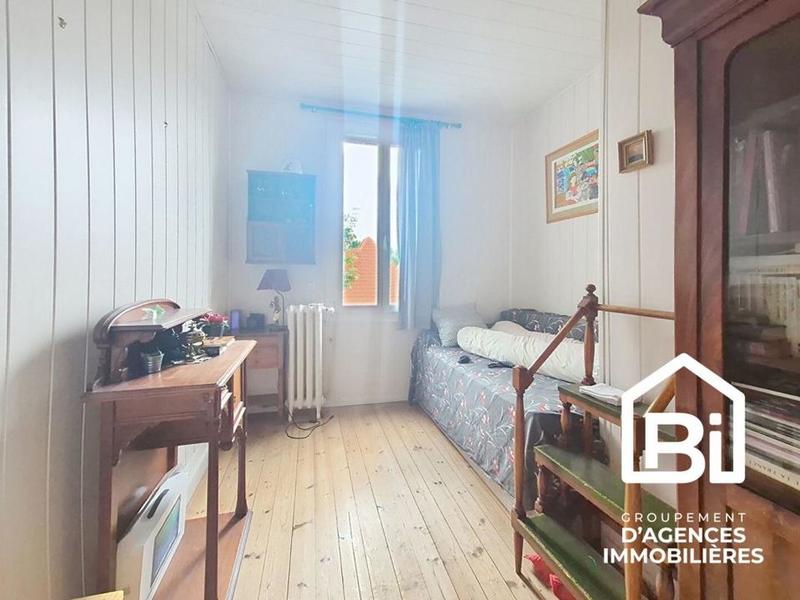 Maison - 95 m² - 5 pièces