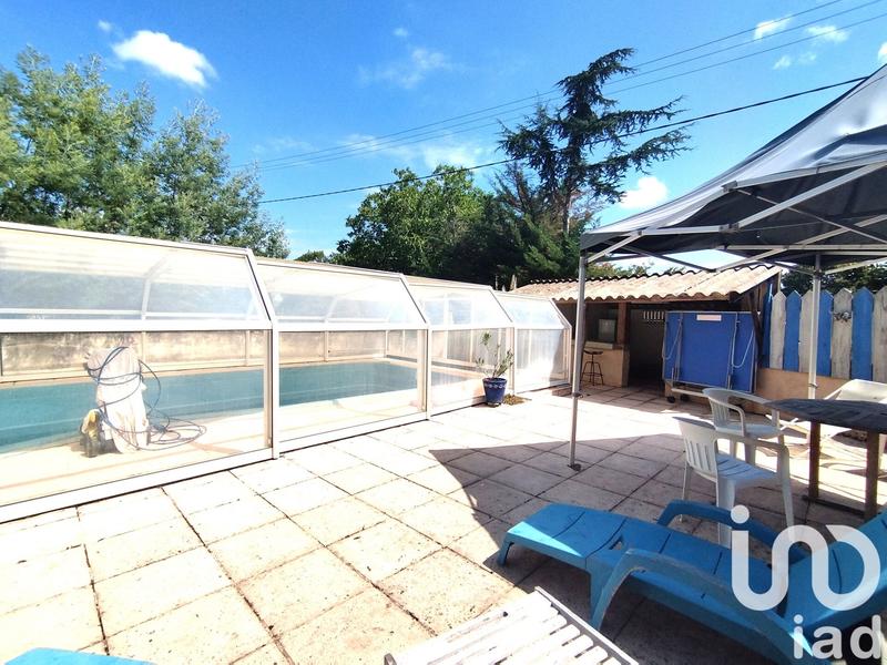 Maison - 235 m² - 8 pièces