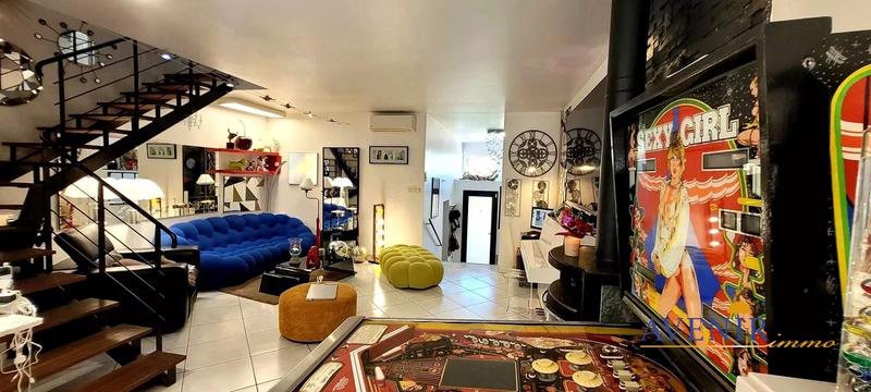 Maison - 160 m² - 5 pièces