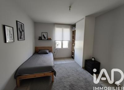 Maison - 99 m² - 5 pièces