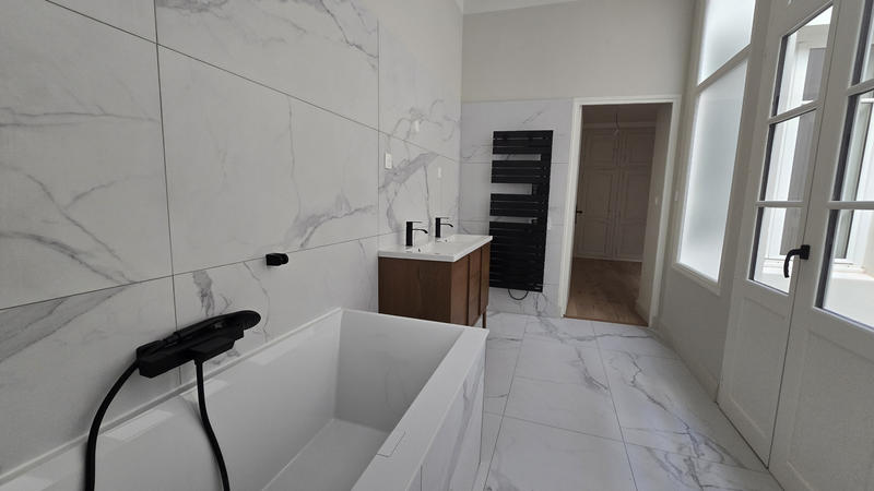 Appartement - 162 m² - 4 pièces