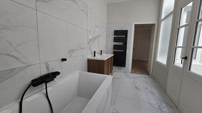 Appartement - 162 m² - 4 pièces