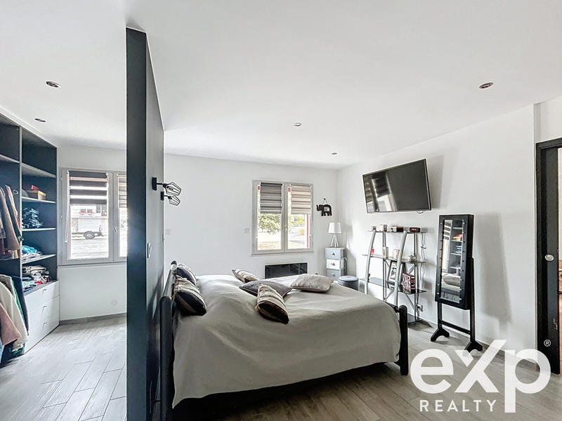 Maison - 158 m² - 6 pièces