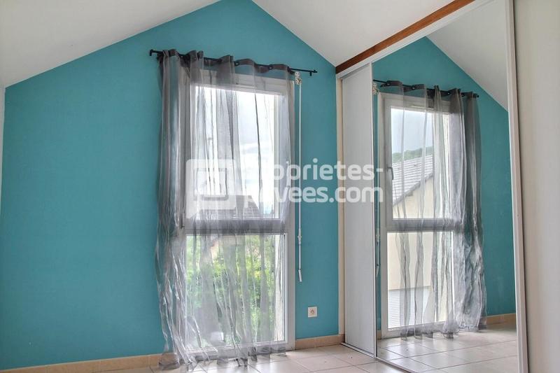 Maison - 147 m² - 8 pièces