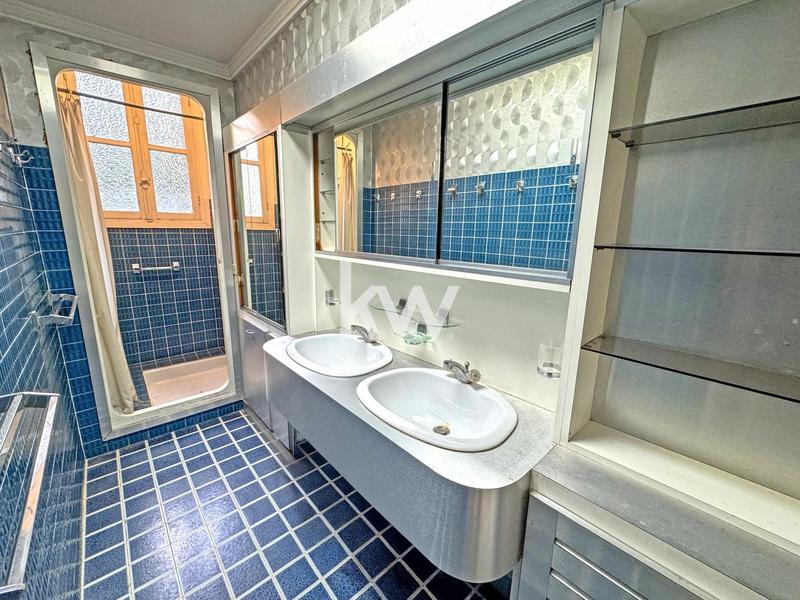 Appartement - 153 m² - 4 pièces