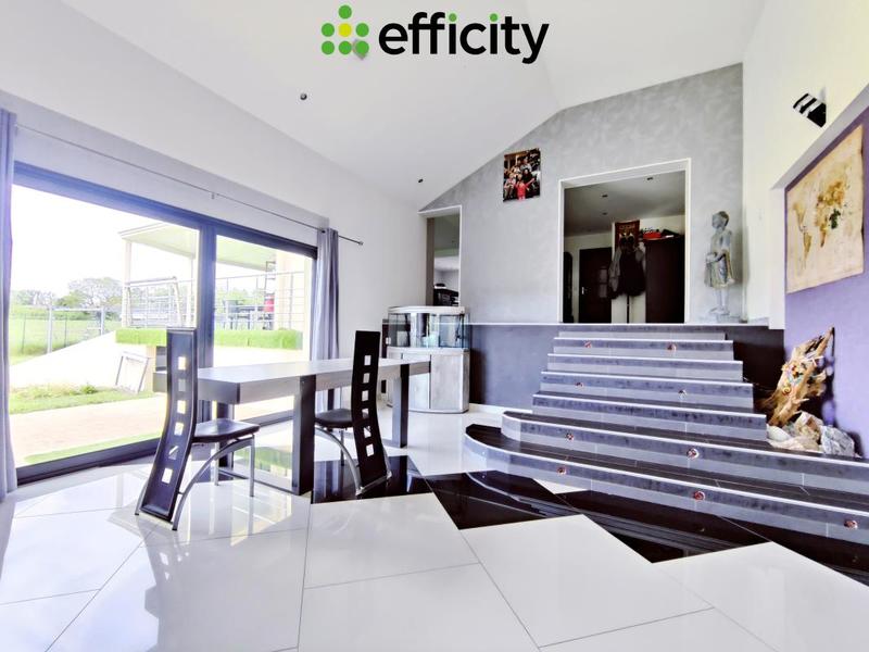 Maison d'architecte - 218 m² - 6 pièces