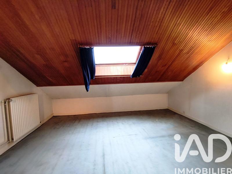 Maison - 176 m² - 10 pièces