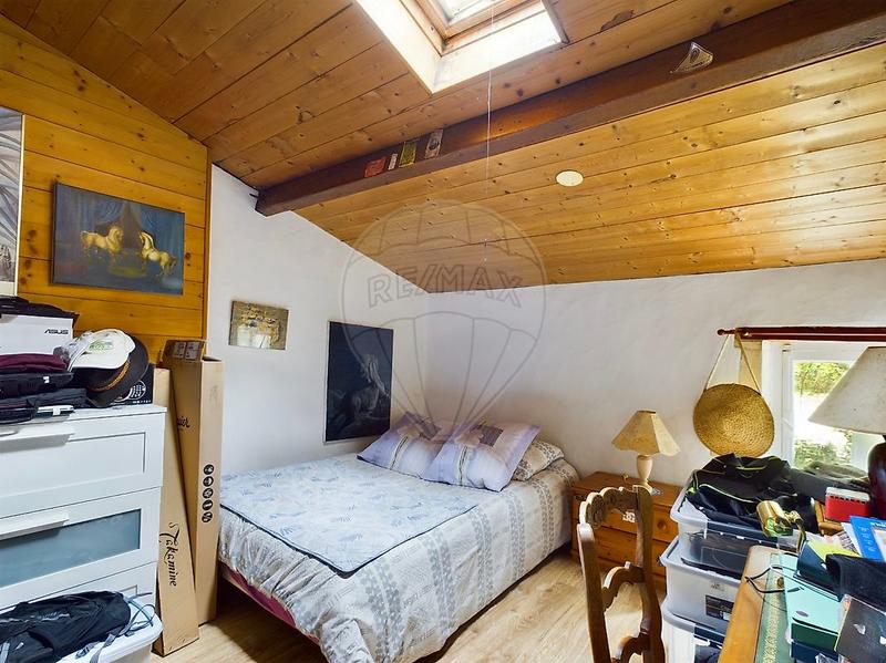 Maison - 180 m² - 12 pièces