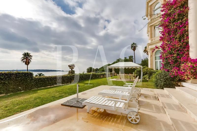 Appartement - 500 m² - 12 pièces