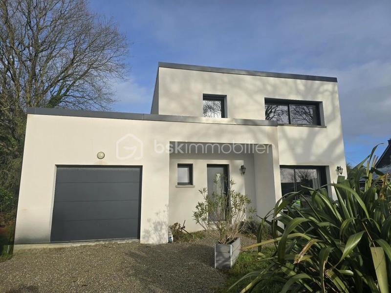 Maison - 145 m² - 6 pièces