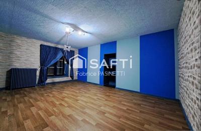 Maison - 275 m² - 8 pièces