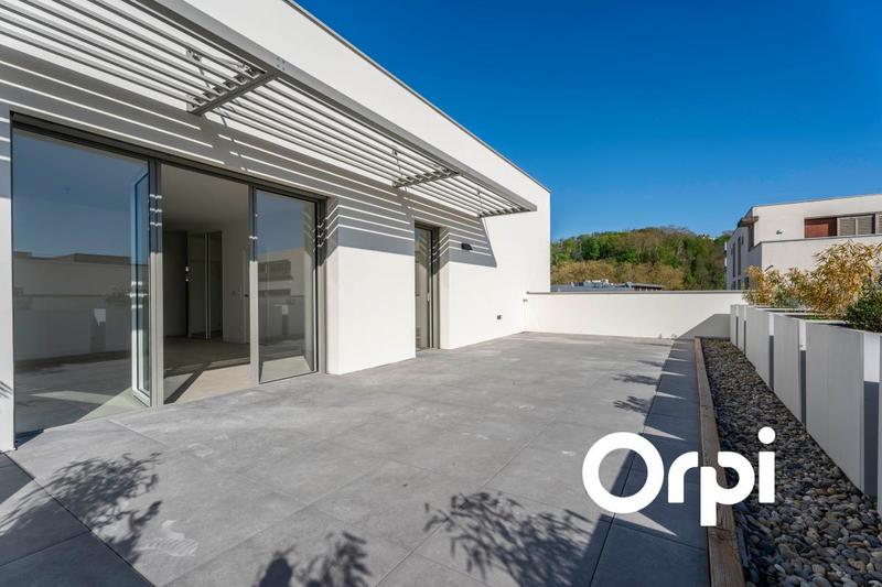 Penthouse - 105 m² - 5 pièces