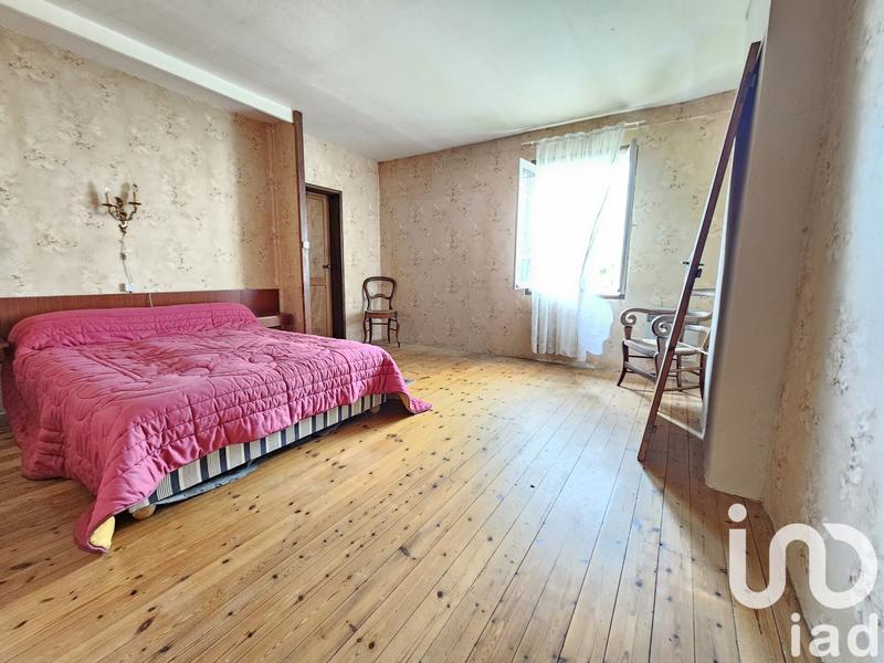 Maison - 137 m² - 6 pièces