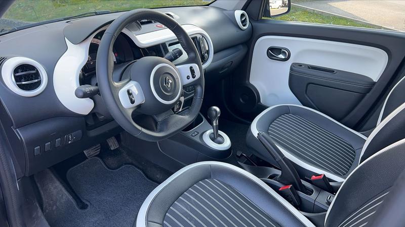 Renault Twingo III 0.9 TCe 95 Edc6 Intens
