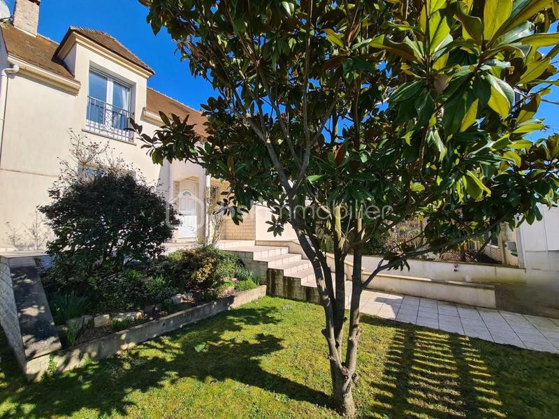 Maison - 125 m² - 6 pièces