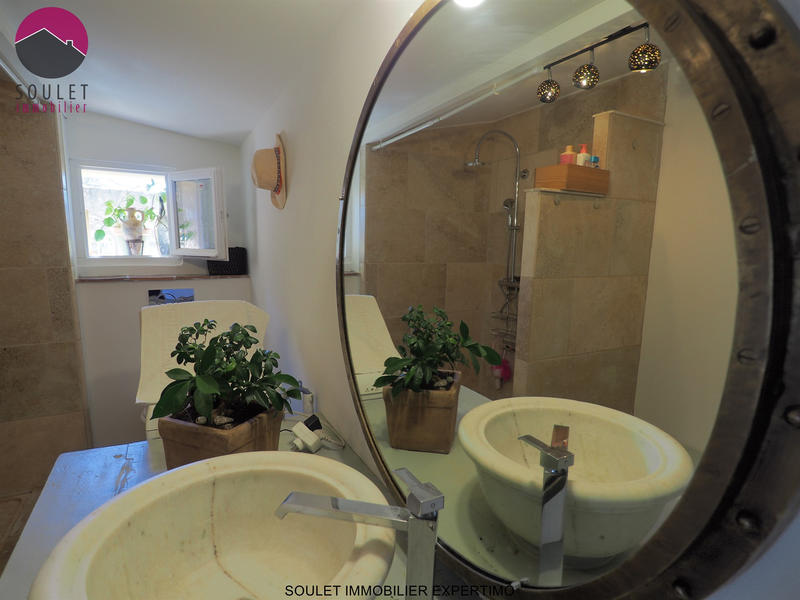 Propriété - 160 m² - 7 pièces