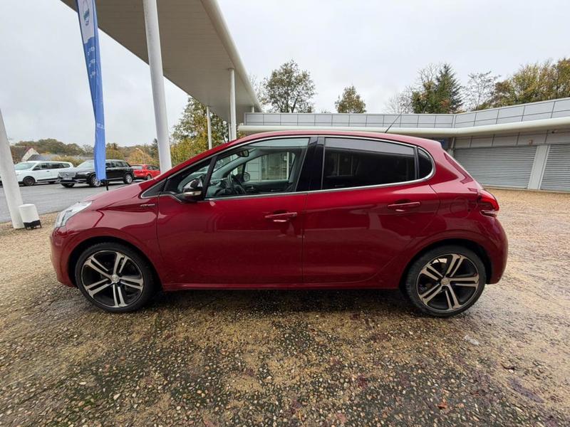 Peugeot 208 Gt Line 1.2 Thp 110 Ch Garantie 6 Mois / Reprise Possible