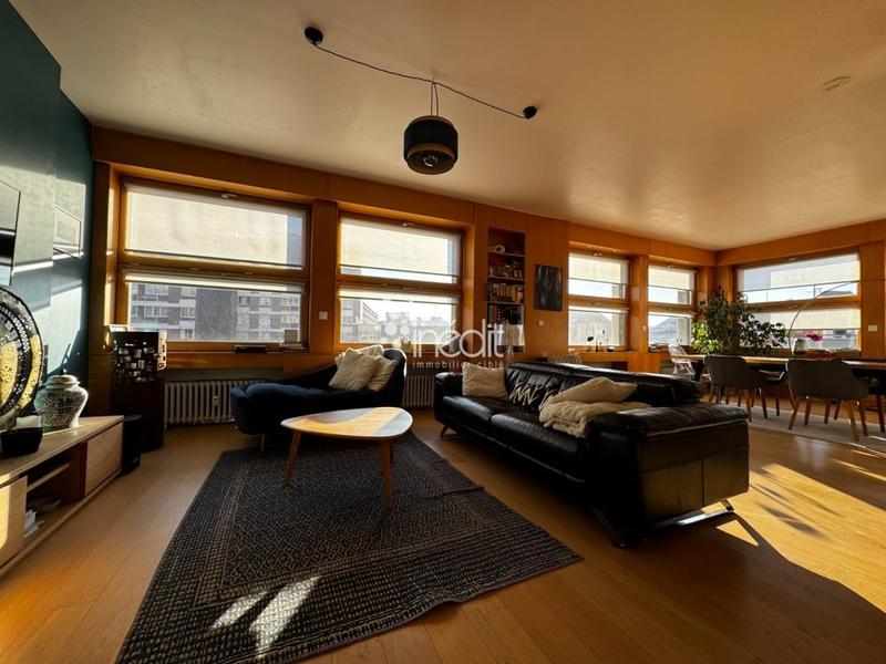 Appartement - 145 m² - 6 pièces