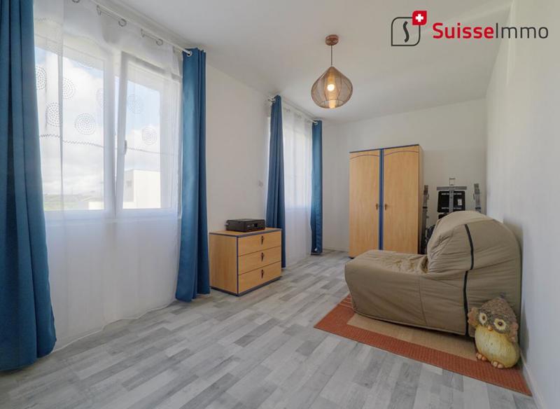 Maison - 180 m² - 6 pièces