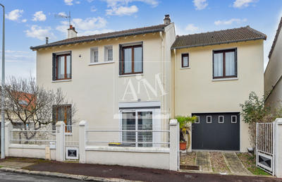 Maison - 115 m² - 6 pièces