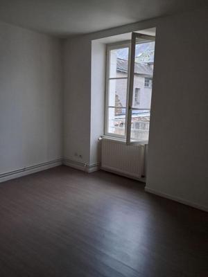 Appartement - 93 m² - 4 pièces