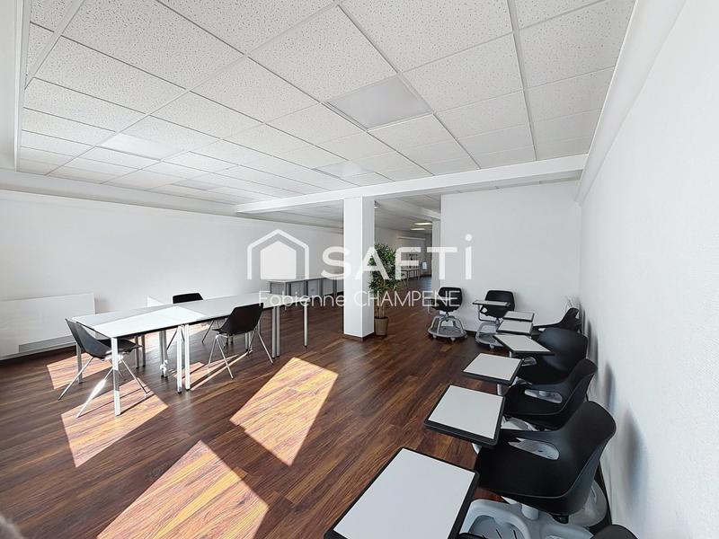 Local commercial - 106 m² - 1 pièce