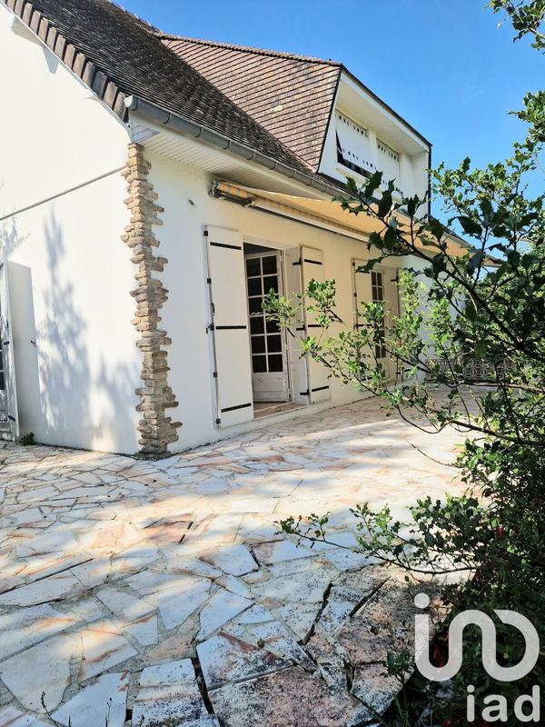 Maison - 122 m² - 6 pièces