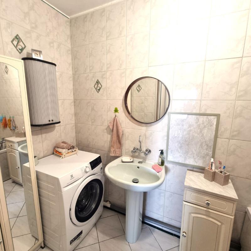 Appartement - 102 m² - 5 pièces