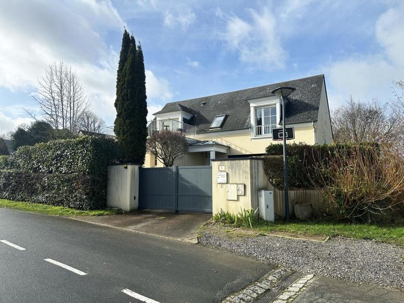 Maison - 142 m² - 5 pièces