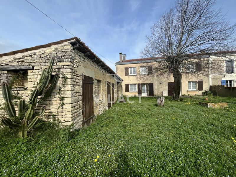 Maison ancienne - 150 m² - 6 pièces