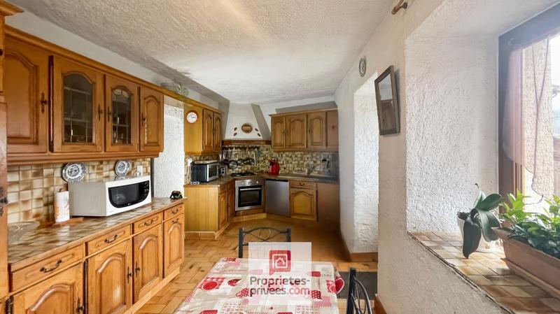 Maison de village - 94 m² - 4 pièces