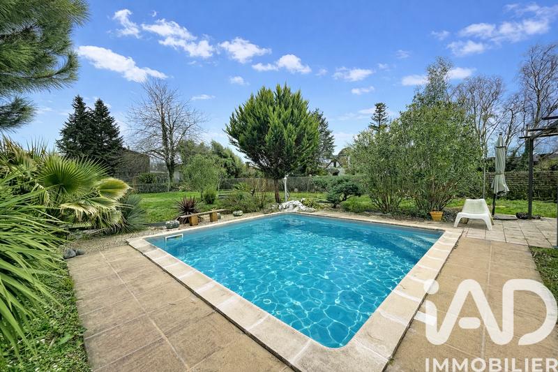 Maison de ville - 315 m² - 7 pièces