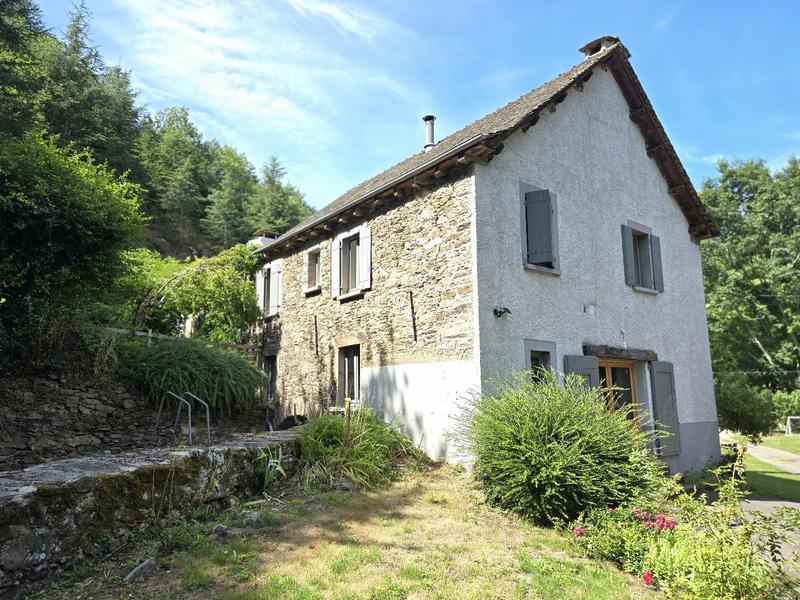 Moulin - 199 m² - 6 pièces