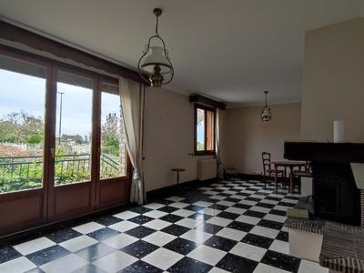 Maison - 87 m² - 4 pièces