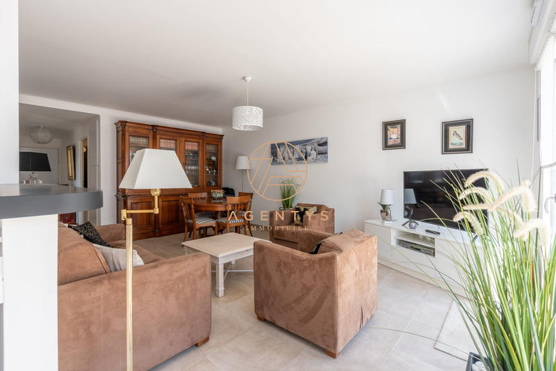 Appartement - 83 m² - 4 pièces