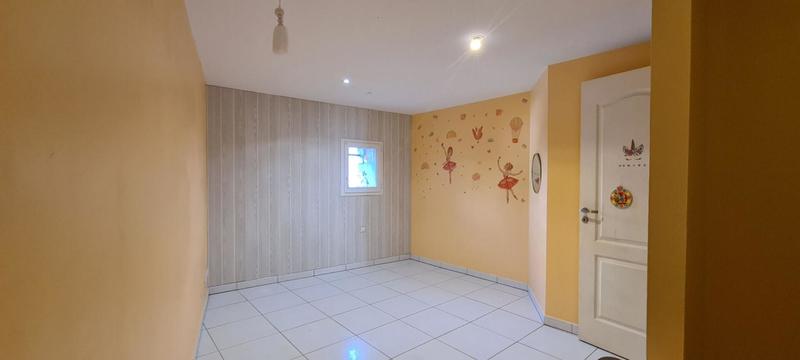 Appartement - 100 m² - 4 pièces