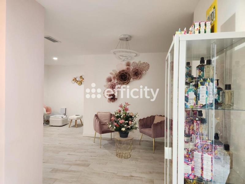 Bureau - 170 m² - 7 pièces