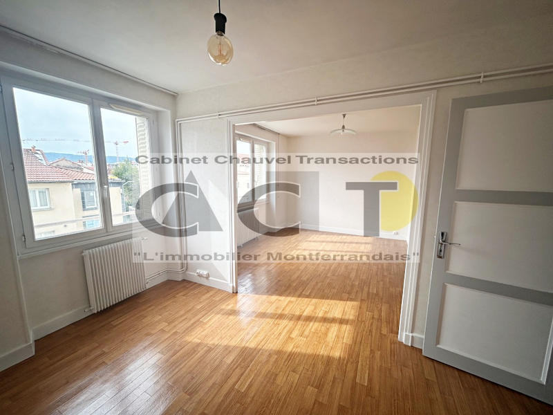 Appartement - 65 m² - 4 pièces