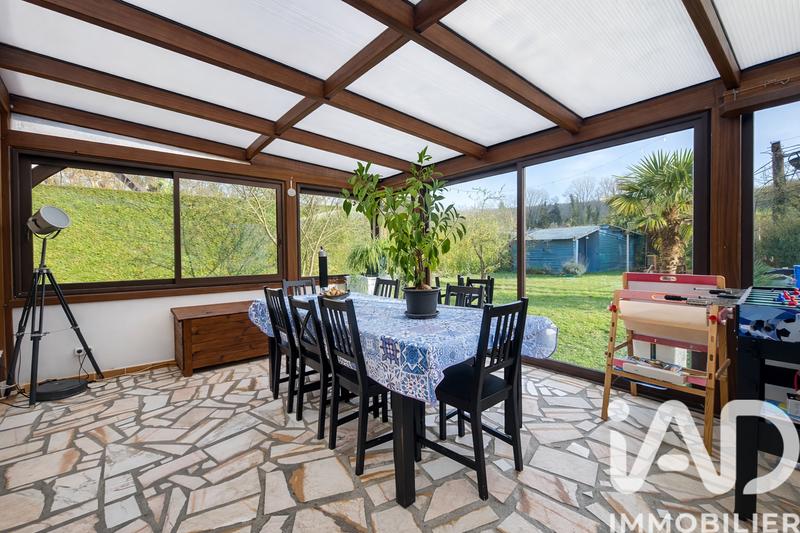 Maison - 137 m² - 7 pièces