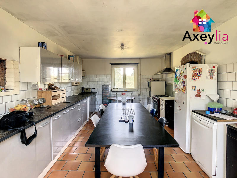 Maison - 265 m² - 8 pièces